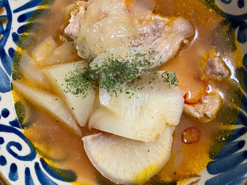 豚スペアリブと大根のピリ辛スープ